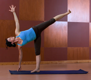How to Do Half Moon Pose in Yoga –