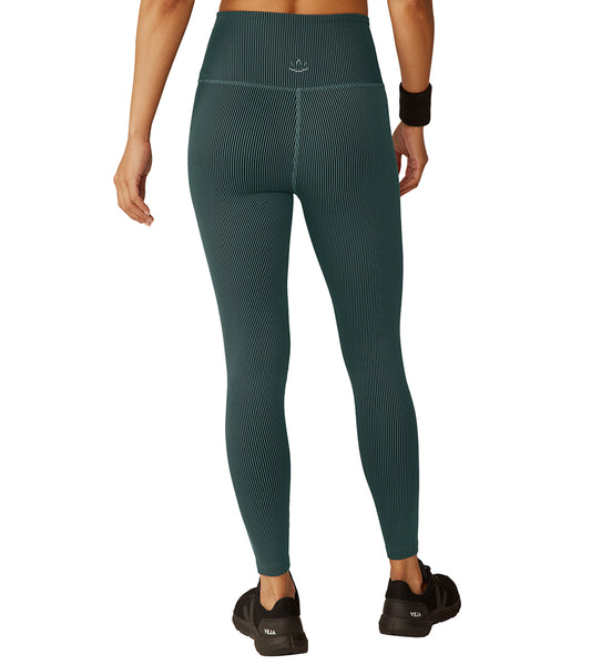 【新品未使用】Beyond Yoga ブラックレギンス　Sサイズ　#敏感肌 Beyond Yoga Spacedye Out of Pocket High Waisted Midi Legging
