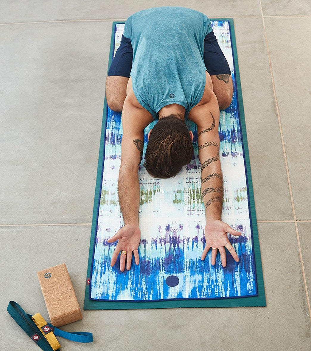 Manduka Yogitoes+ Repreve® Yoga Mat Towel, 71 at YogaOutlet.com - Free  Shipping –