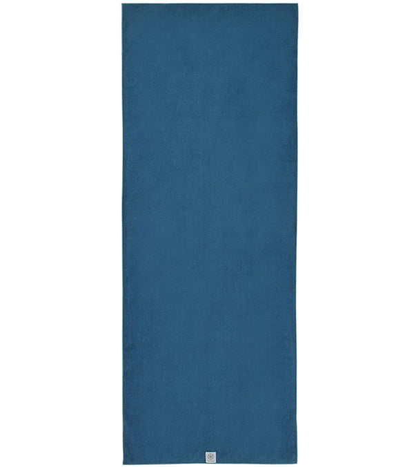 Gaiam Yoga Mat Towel in Lake color, designed for enhancing your yoga practice. This absorbent and quick-drying towel provides a non-slip surface, perfect for hot yoga sessions. Ideal for maintaining hygiene and grip during workouts.