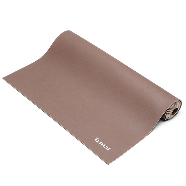 B MAT traveller ヨガマット 2mm カカオ B MAT traveller ヨガマット 2mm カカオ Amazon | B YOGA Bマット