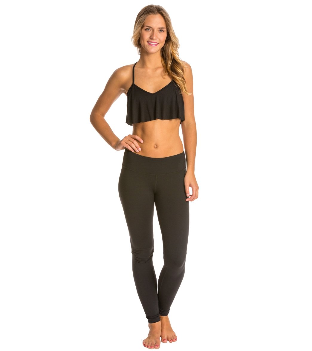 Alo Yoga Airbrush Yoga Leggings at YogaOutlet.com – EverydayYoga.com