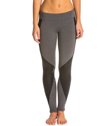 alo yoga ヨガパンツ　xs Alo Yoga High Waist Airbrush 7/8 Length Legging Macadamia XS