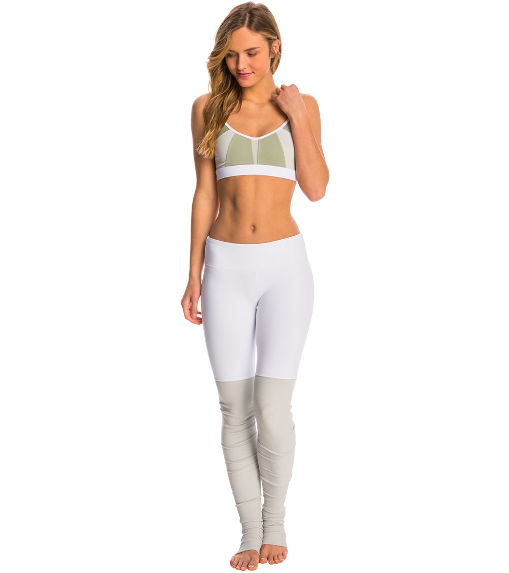 Alo Trace 2 Yoga Sports Bra at YogaOutlet.com – EverydayYoga.com