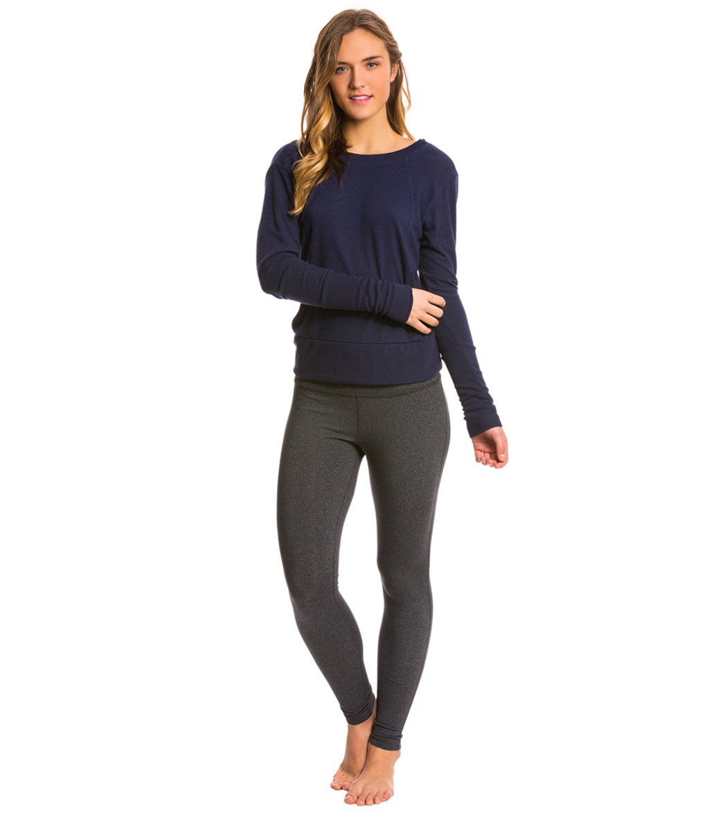 Alo Flux Long Sleeve Top at YogaOutlet.com – EverydayYoga.com