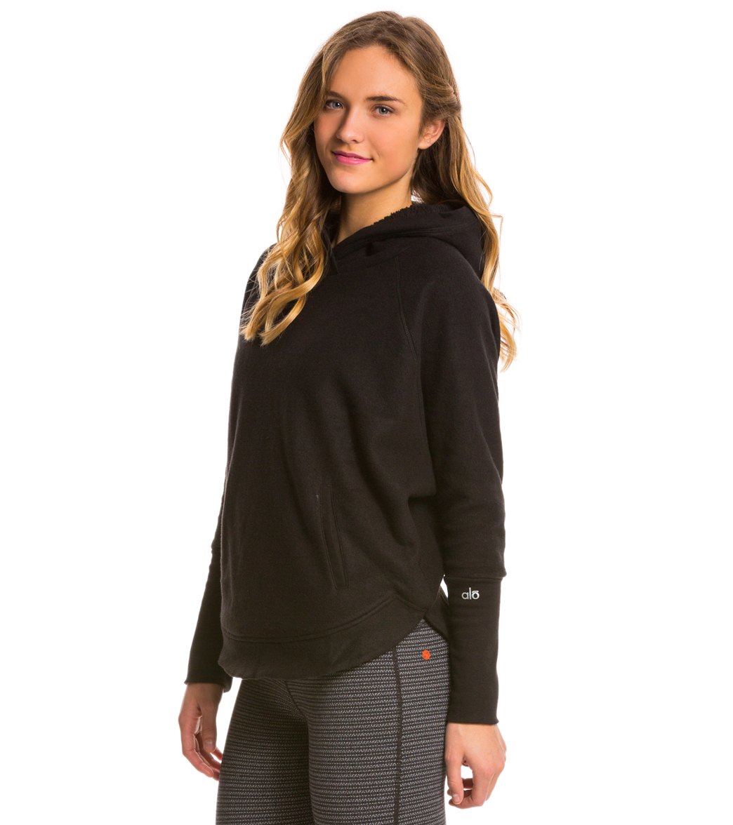 Alo Cabin Sherpa Lined Pullover at YogaOutlet.com – EverydayYoga.com