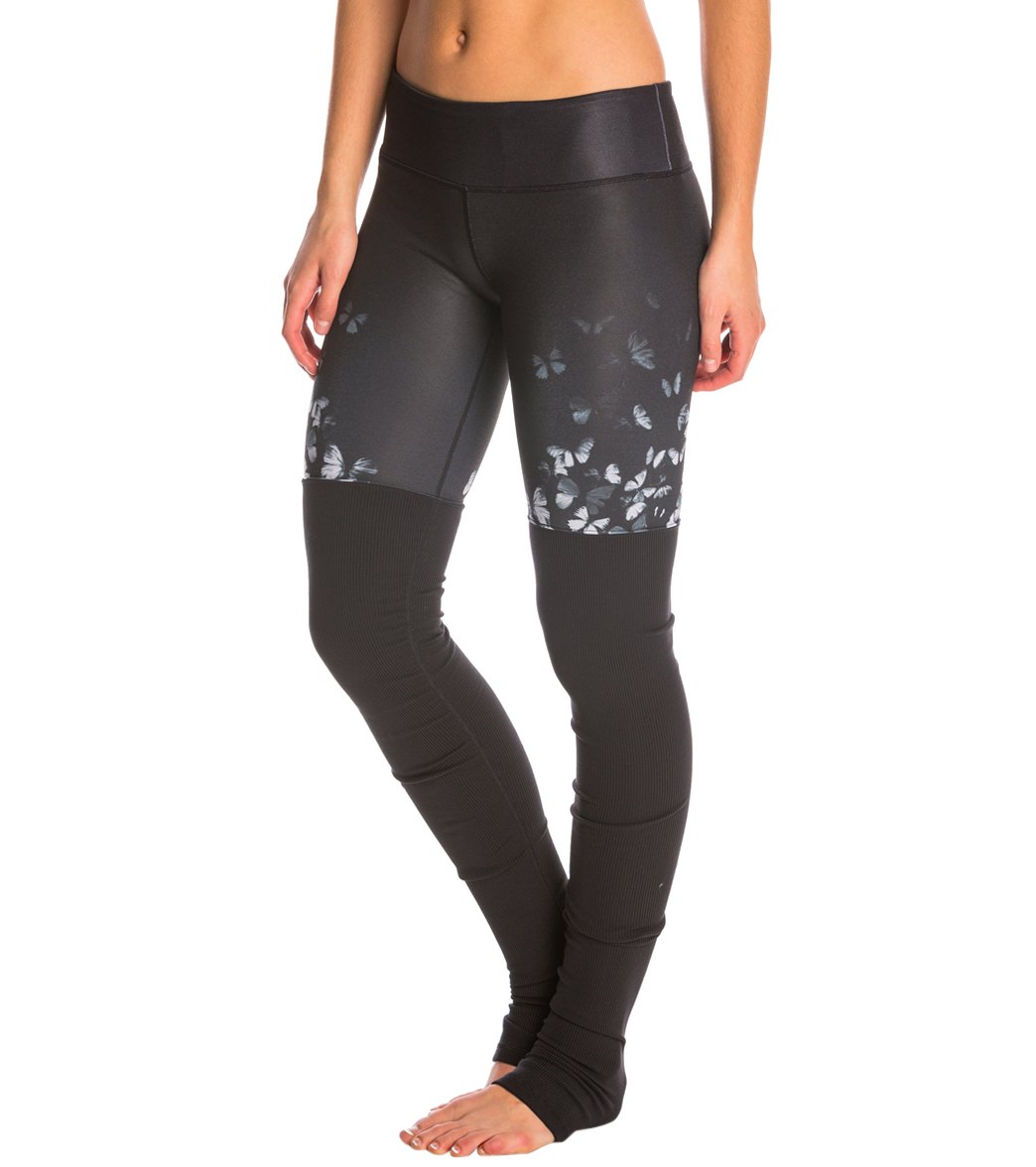 Alo Yoga Gypset Goddess Ribbed Yoga Leggings at YogaOutlet.com