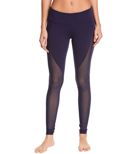 Alo Yoga ヨガパンツ Alo Yoga Motion Yoga Leggings at YogaOutlet.com - Free Shipping