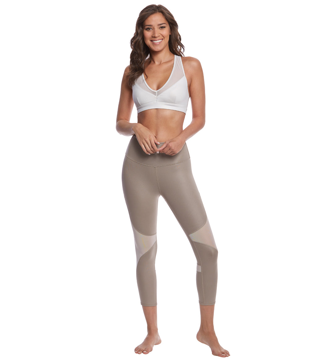 alo yoga ヨガ　リブレギンス Alo Yoga High-Waist Coast Yoga Capris at YogaOutlet.com - Free