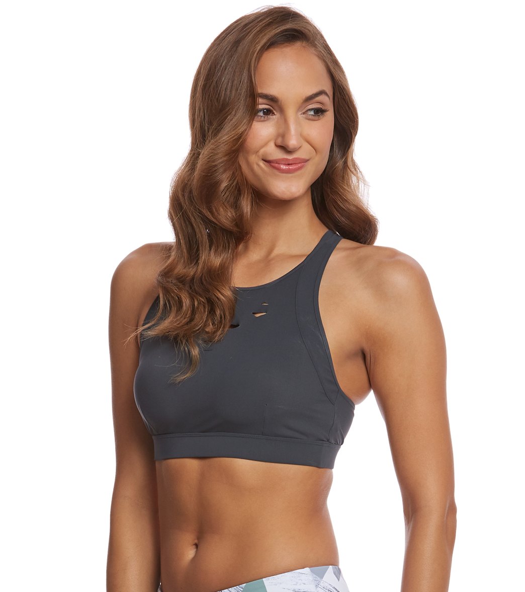 Alo Yoga Ripped Warrior Yoga Crop Top at YogaOutlet.com - Free