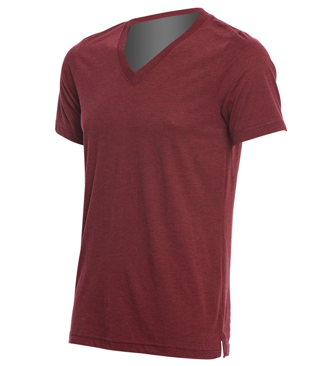 Alo yoga シャツ　バーガンディー Alo Yoga Men's Easy V-Neck Tee at YogaOutlet.com - Free Shipping