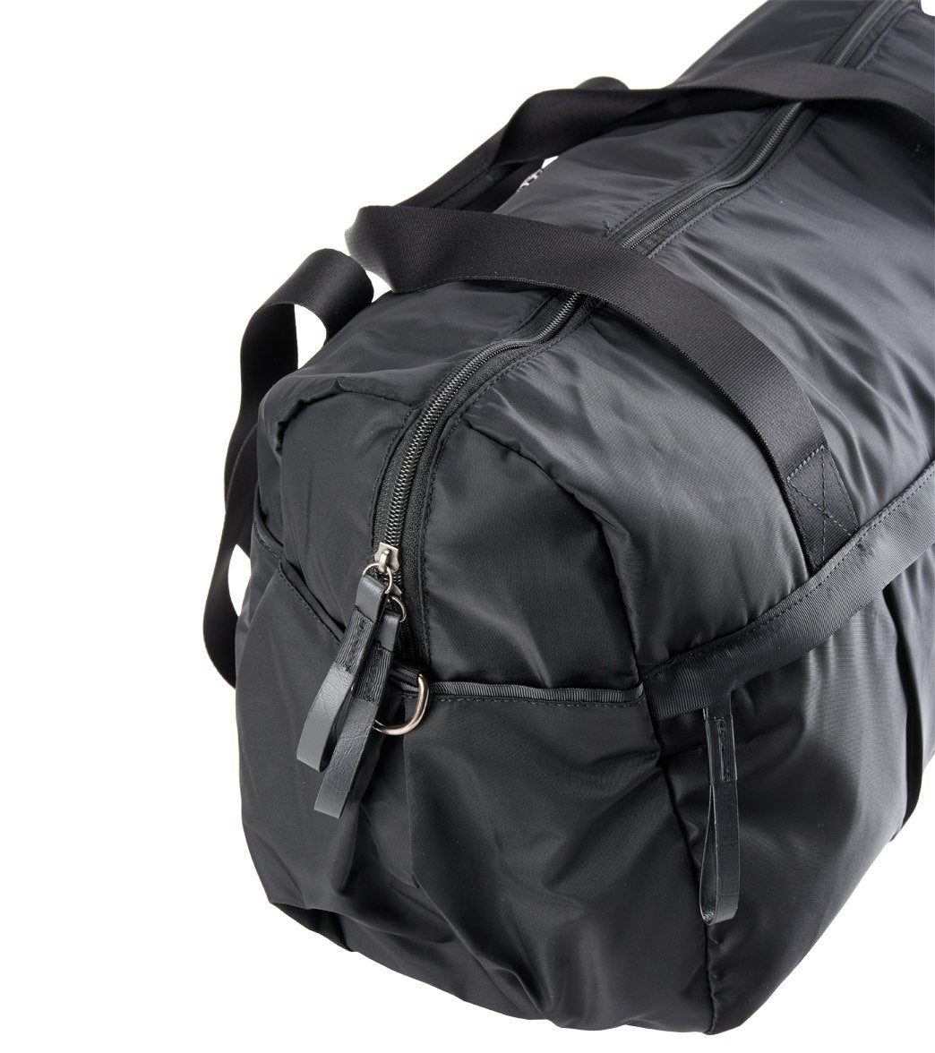 GAIAM Black Duffel Bag with Backpack Straps Gaiam Duffel Bag Gaiam Gaiam Studio To Street Bag main image 3