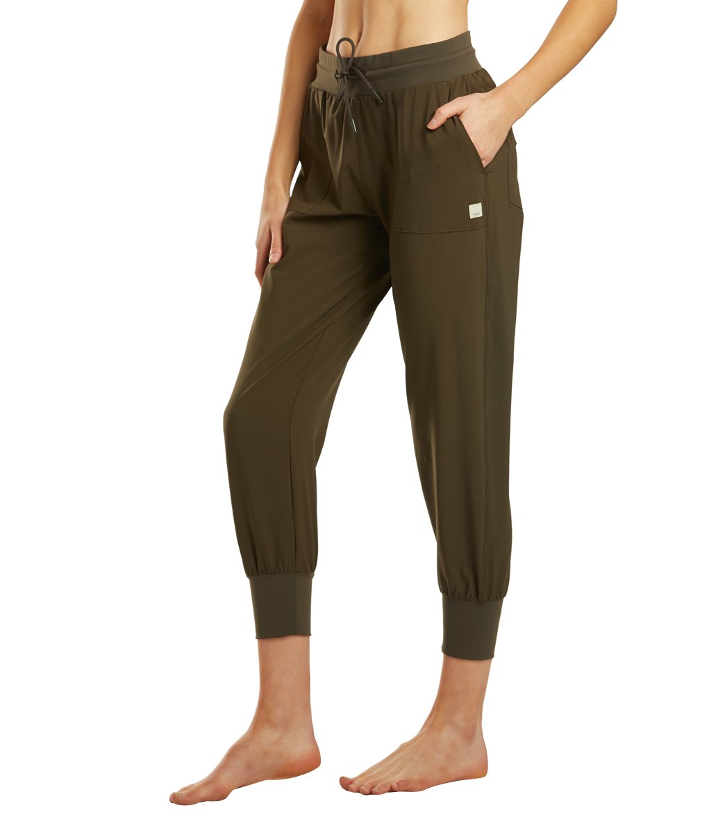 Vuori Summits Woven Joggers at EverydayYoga Free Shipping