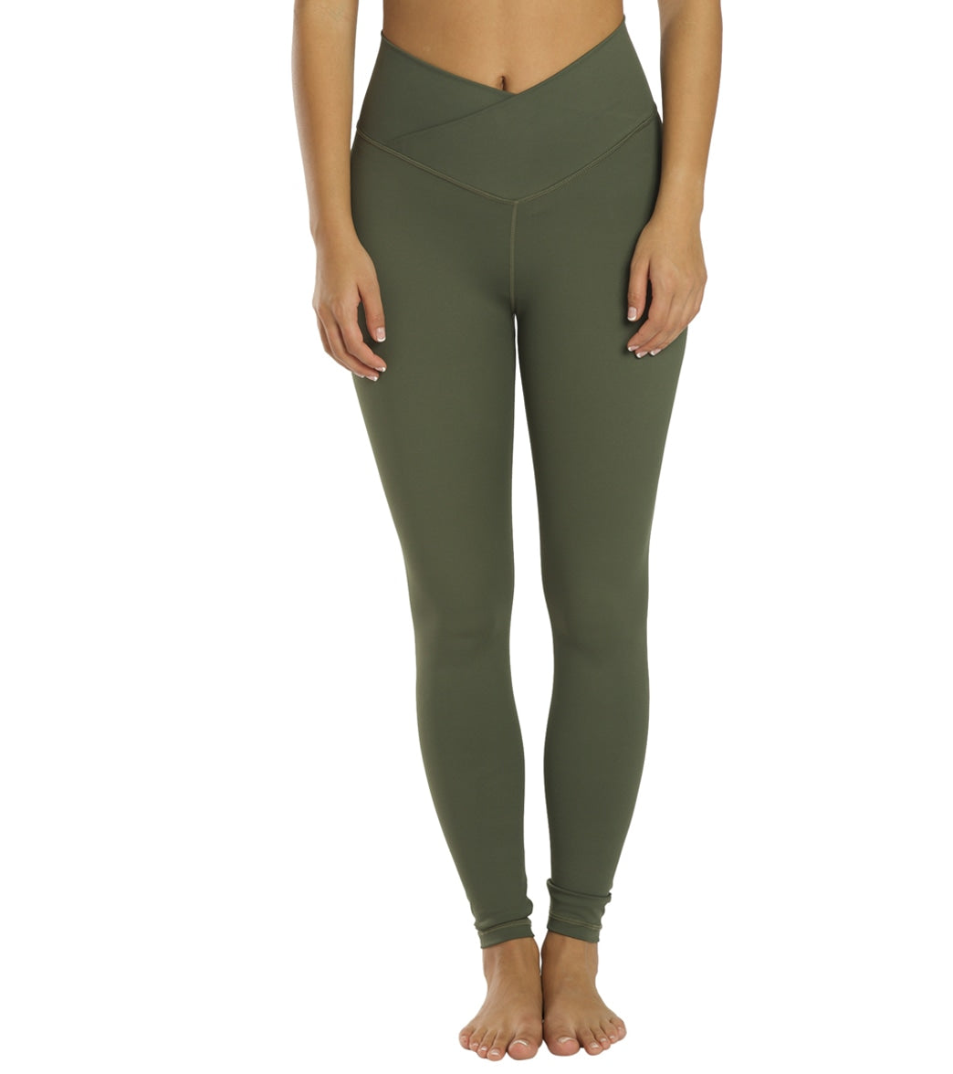 All Fenix Luna V-Waist 7/8 Yoga Leggings at EverydayYoga.com