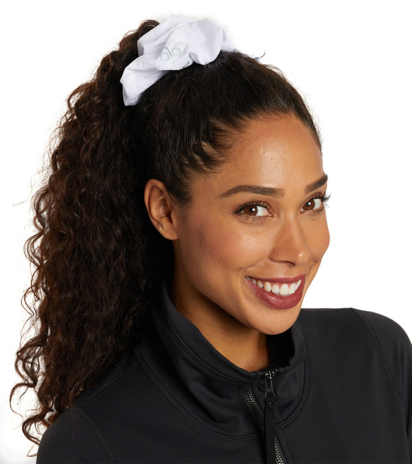 Alo Yoga Oversized Scrunchie - White