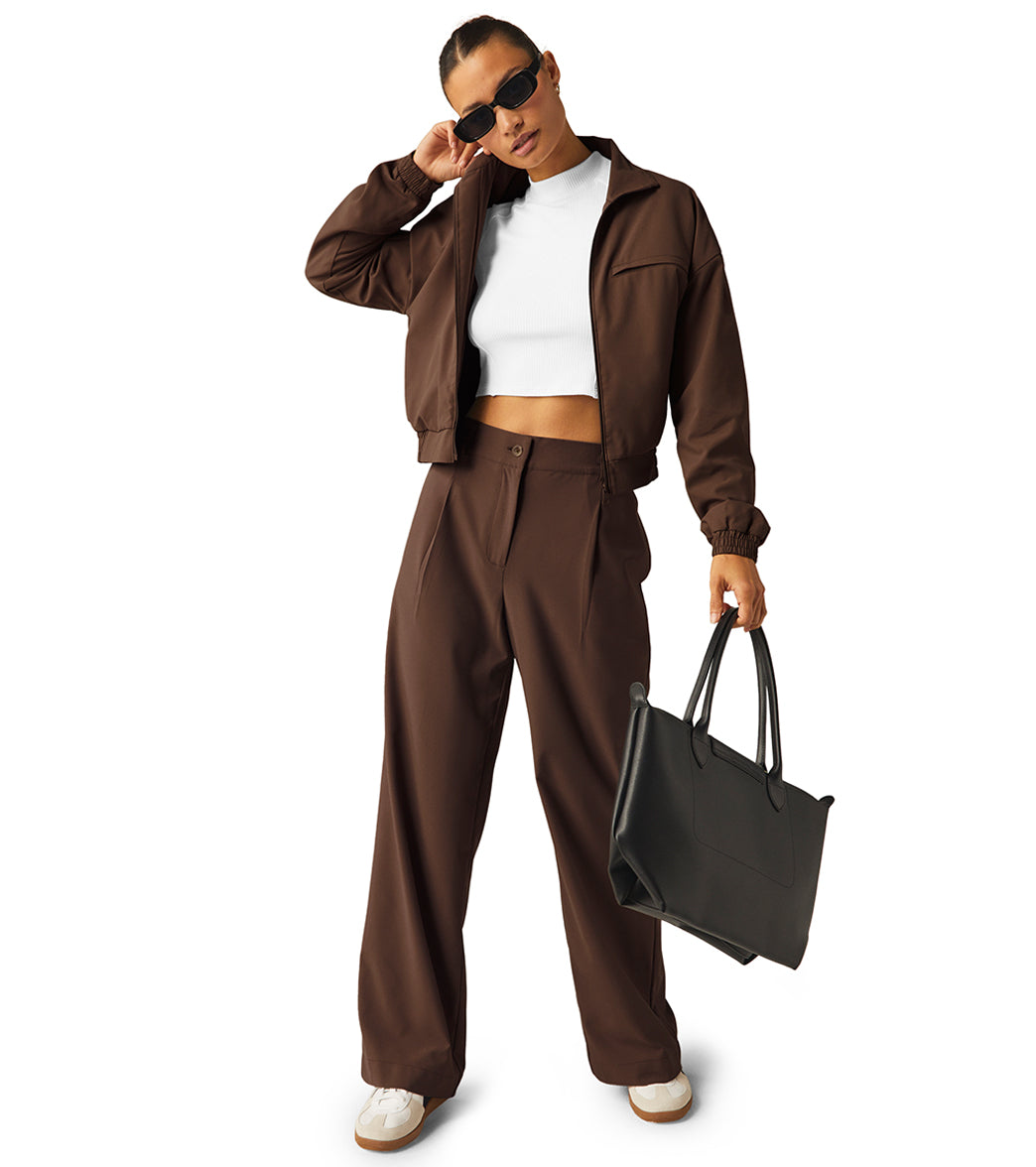 Beyond Yoga Status Pocket Sleeve Cropped Jacket at YogaOutlet.com