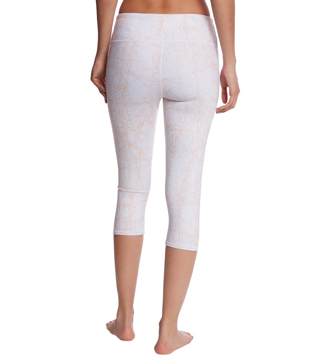 Alo Yoga Printed Airbrush Yoga Capris at YogaOutlet.com