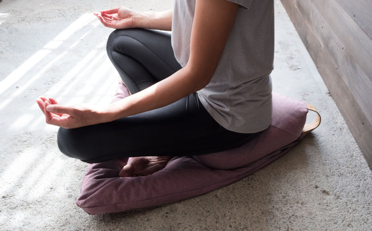 Leewadee Yoga Block – Floor Cushion for Yoga Practice, Meditation