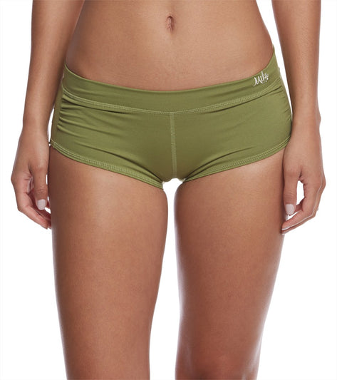 Hot yoga sales shorts womens
