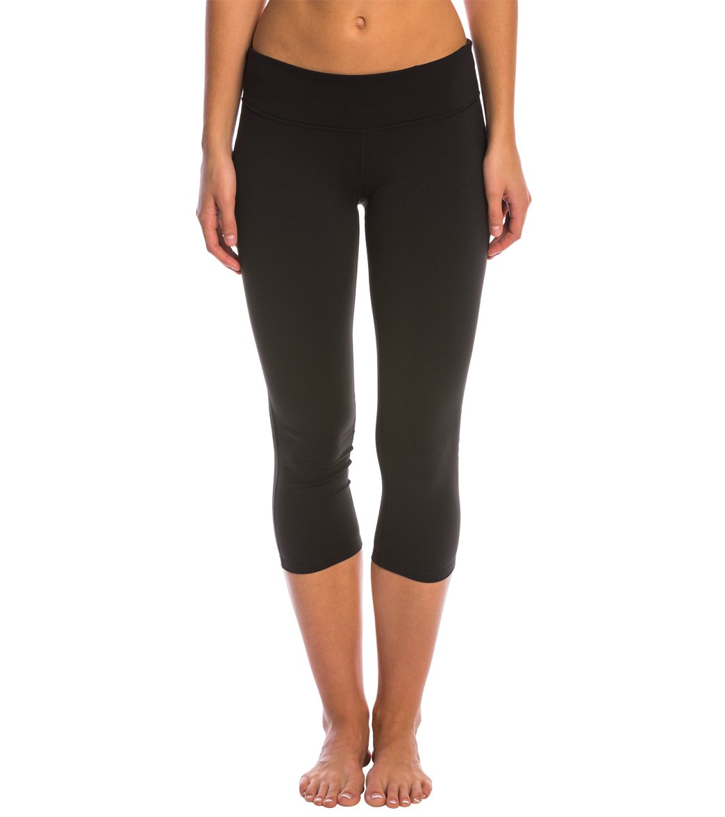 Lucy Mid-Rise Capri Tight Leggings in Black, Cropped Yoga Pants, Size Small